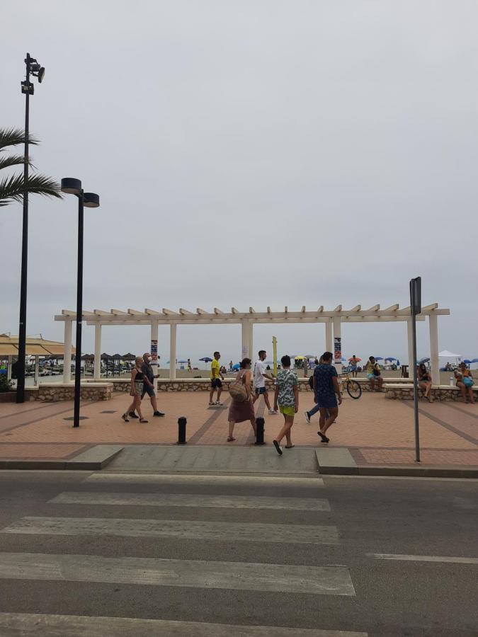 Fuengirola Apartment Carvajal Front Line Primera Linea Екстериор снимка