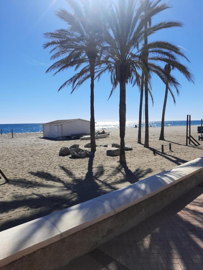 Fuengirola Apartment Carvajal Front Line Primera Linea Екстериор снимка